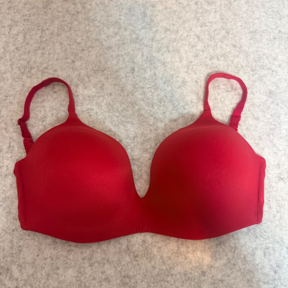 Victoria's Secret IPEX Wireless Bra Womens 36DD Red No-Wire Seamless Comfort